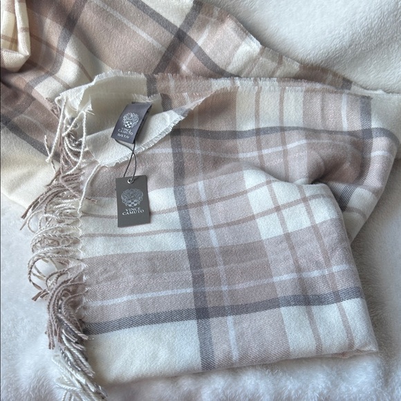 Vince Camuto feather soft Plaid scarf - Cream and Tan winter white - Picture 1 of 6